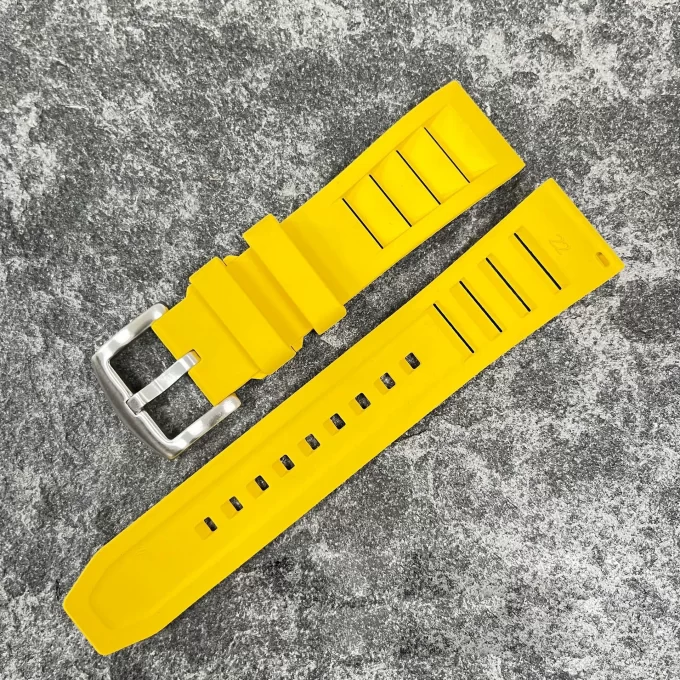 Universal fluororubber strap