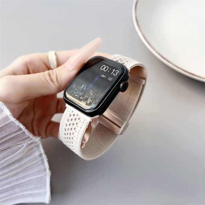 Apple Knitted Nylon Loop Magnetic Strap